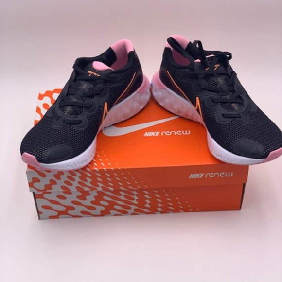 Nike Renew Run - Picture 3 of 7